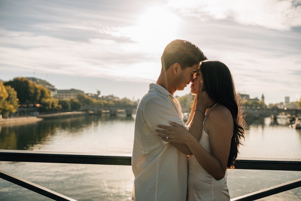 paris proposal elopement photographer