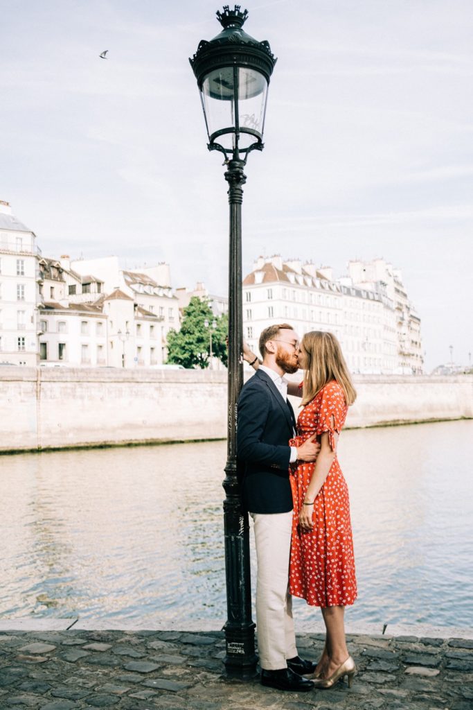 paris proposal elopement photographer