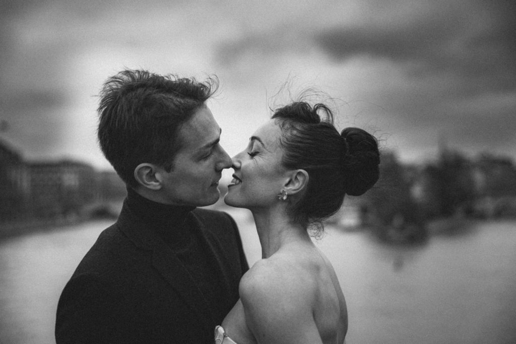 paris proposal elopement photographer