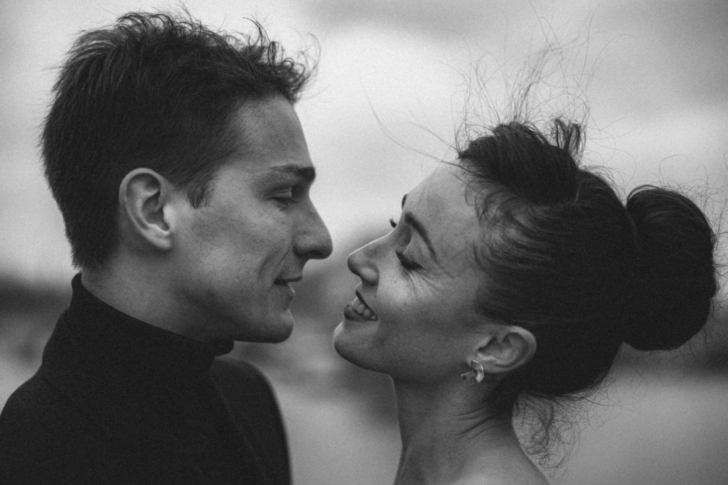 paris proposal elopement photographer