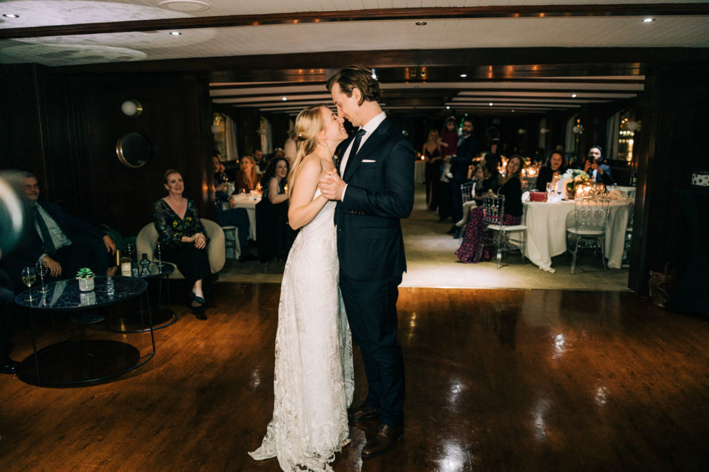 mariage sur une péniche