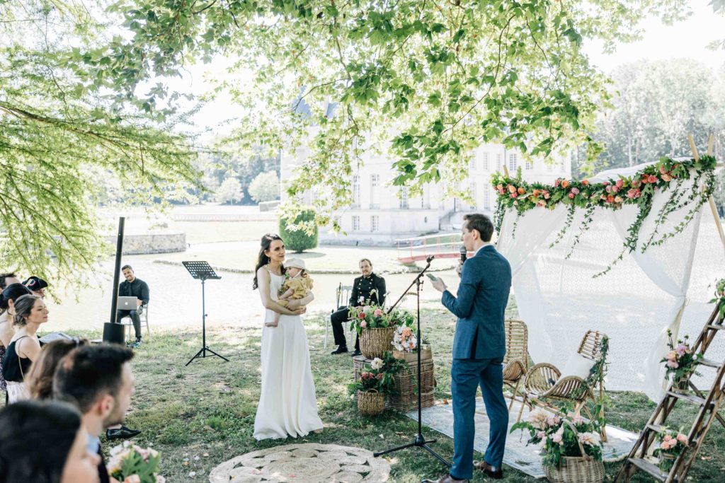 un mariage domaine de verderonne au mois de mai