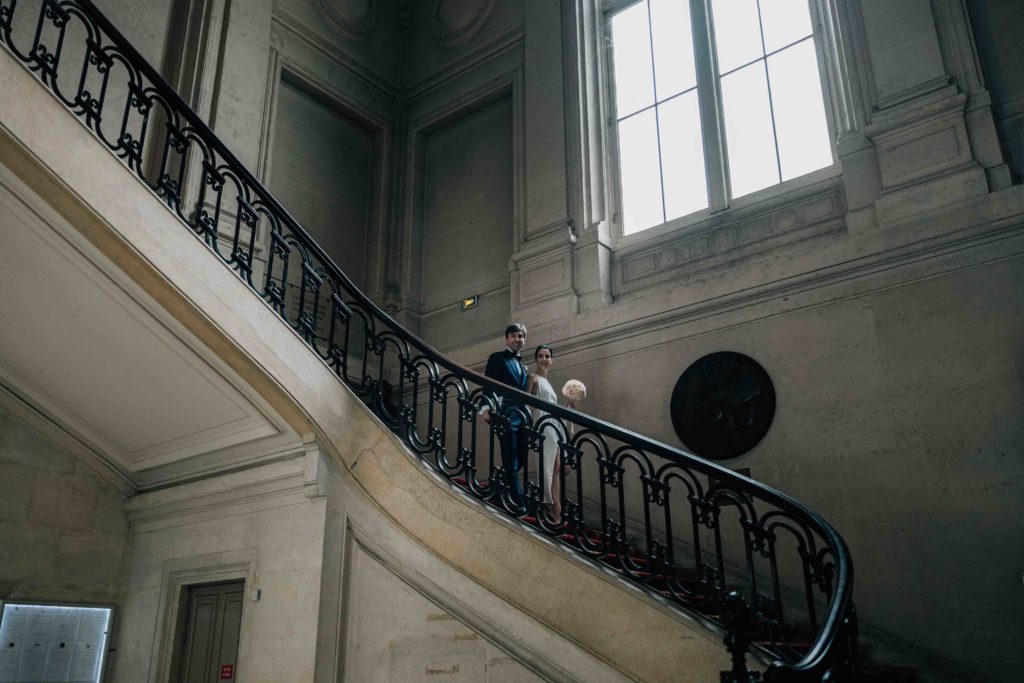 Mariage civil à la mairie du 15ème arrondissement de Paris, sortie des mariés