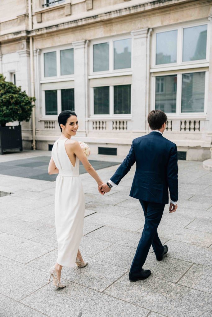 Mariage civil à la mairie du 15ème arrondissement de Paris, sortie des mariés