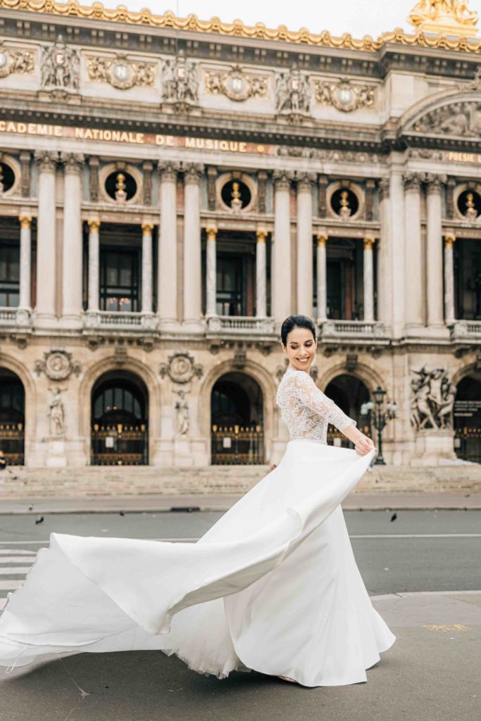 Photographe mariage Paris capturant une cérémonie civile à la mairie du 15e