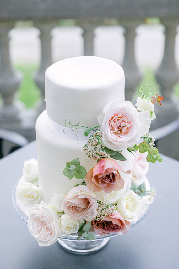 how to find your Paris wedding vendor