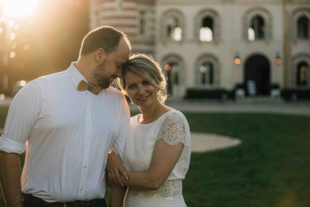 Reportage photo d’un mariage avec cérémonie laïque au Château Comtesse Lafond à Épernay. Photographe de mariage basé à Paris