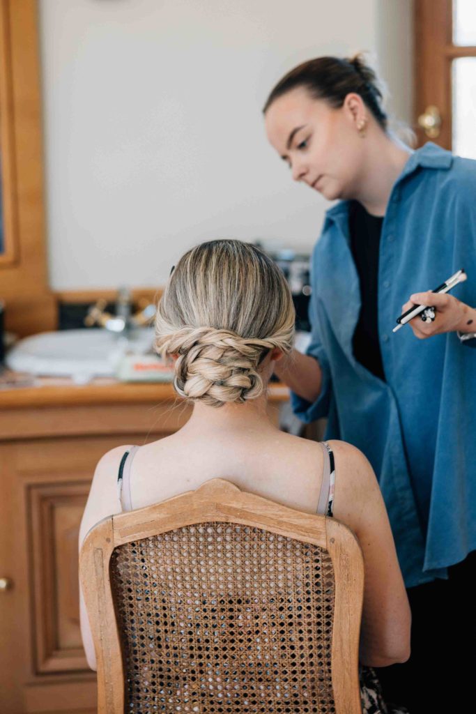 Reportage photo d’un mariage avec cérémonie laïque au Château Comtesse Lafond à Épernay. Photographe de mariage basé à Paris