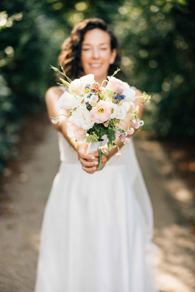 seance photos de mariage aux buttes Chaumont