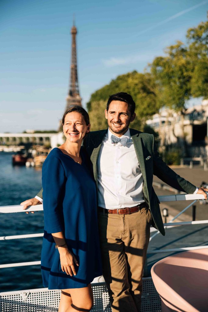cérémonie de mariage sur une péniche à Paris photographiée par Pierre Atelier