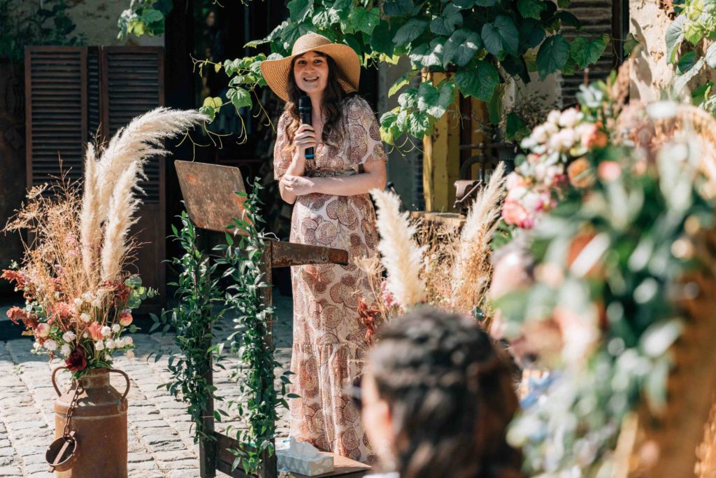 les bonnes joies vexin, photographe mariage vexin, cérémonie laïque plein air
