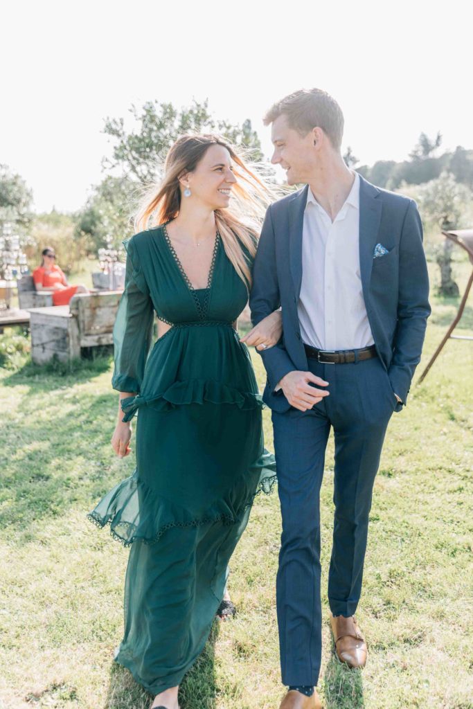 les bonnes joies vexin, photographe mariage vexin, cérémonie laïque plein air