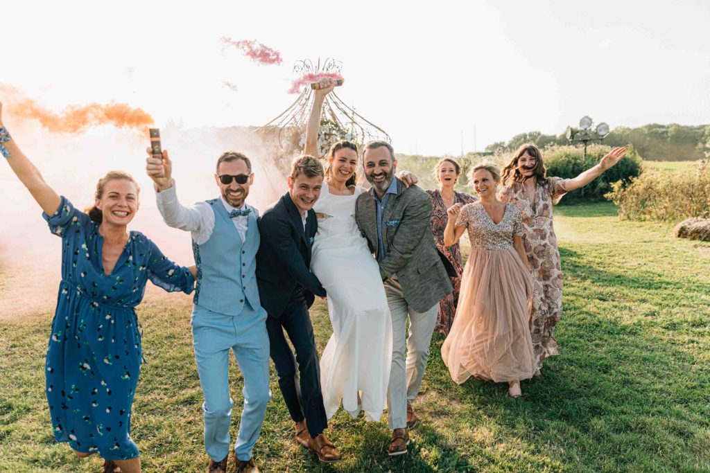 les bonnes joies vexin, photographe mariage vexin, cérémonie laïque plein air