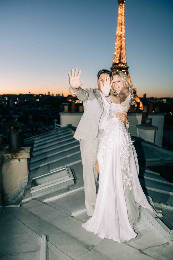 Eiffel Tower and Rooftops of Paris: a photo session with the French photographer Pierre Atelier