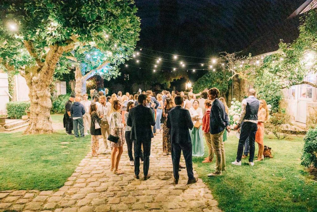 Dîner de mariage dans l'atelier Boutet de Monvel du Moulin de Launoy - Pierre Atelier