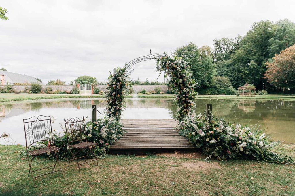 Réception de mariage dans la verrière du Château Barthélemy — Pierre Atelier photographe