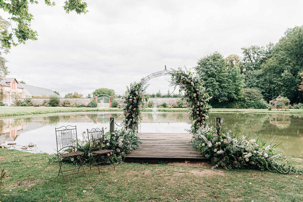 Réception de mariage dans la verrière du Château Barthélemy — Pierre Atelier photographe