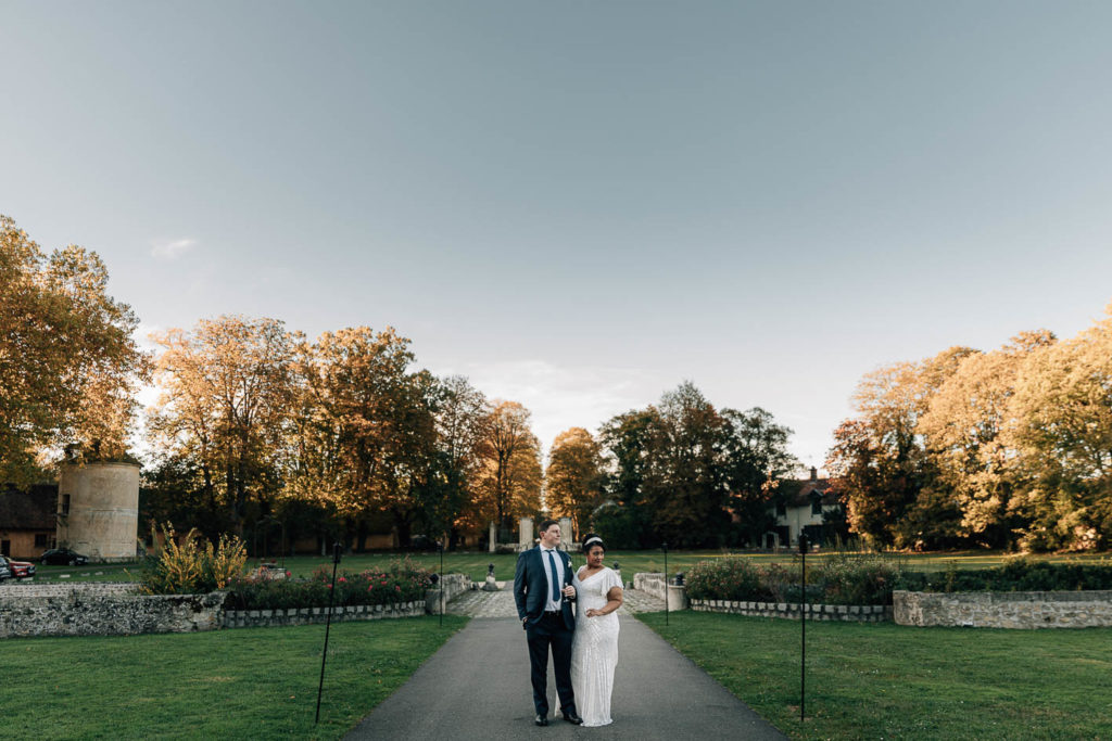 Destination wedding photographer at Château de Lésigny near Paris