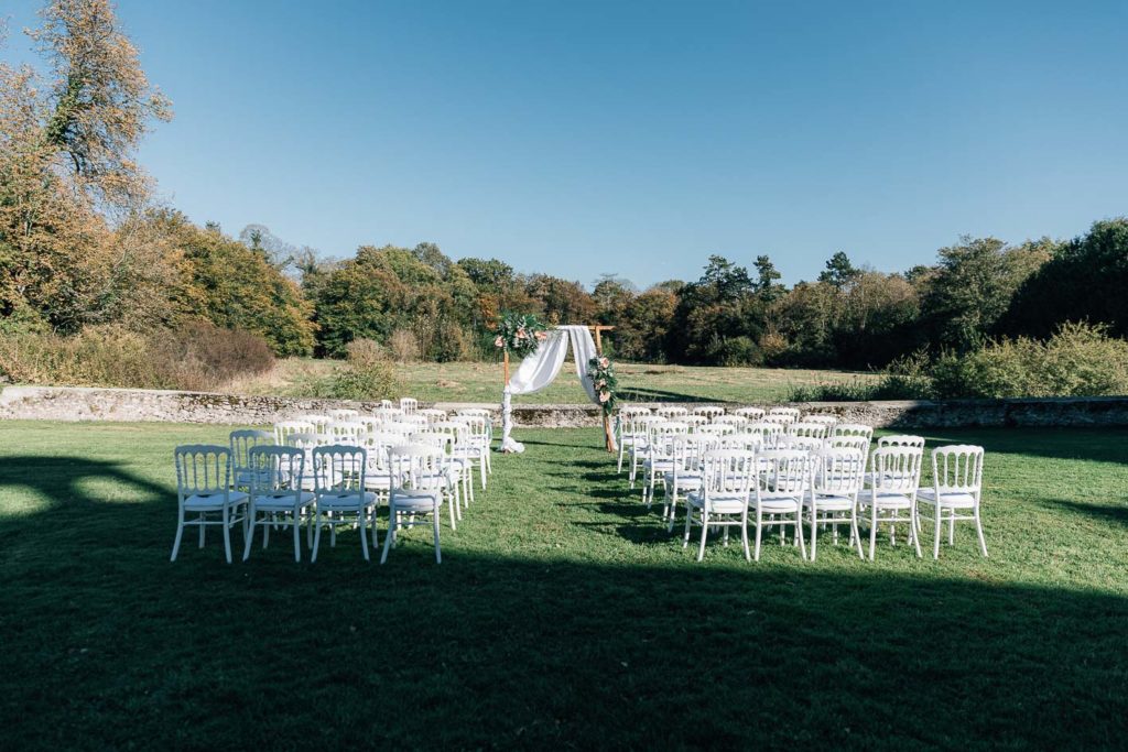 Paris wedding venue château de Lésigny by Parisian Photographer Pierre Atelier
