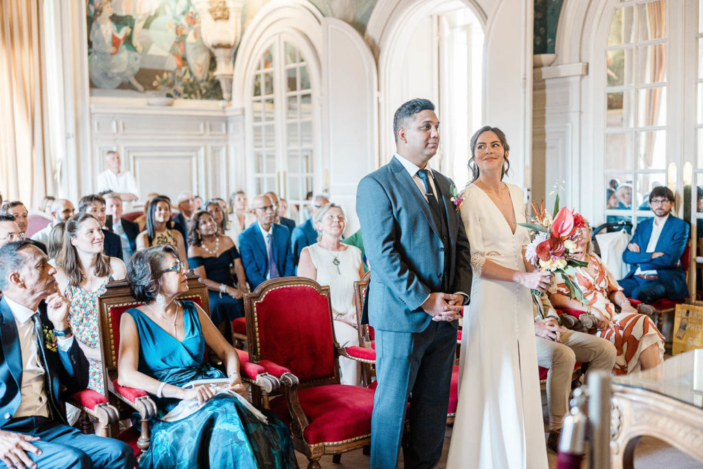 les mariés en cérémonie de mariage civil Neuilly-sur-Seine — Pierre Atelier photographe