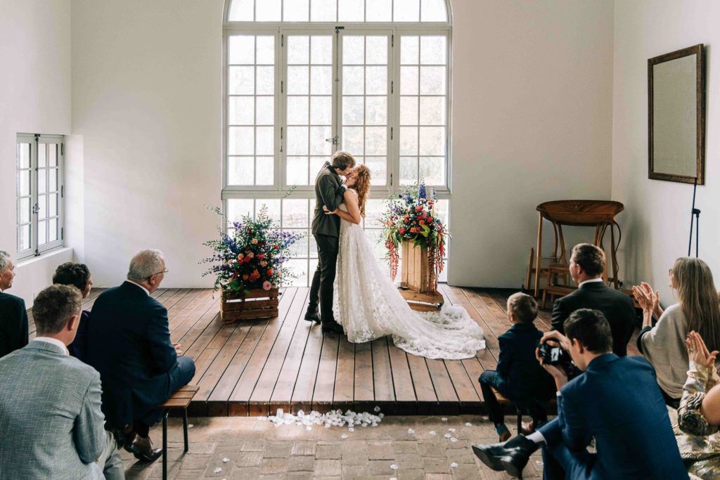 Cérémonie laïque sous le saule pleureur du Moulin de Launoy - Pierre Atelier photographe mariage Seine-et-Marne