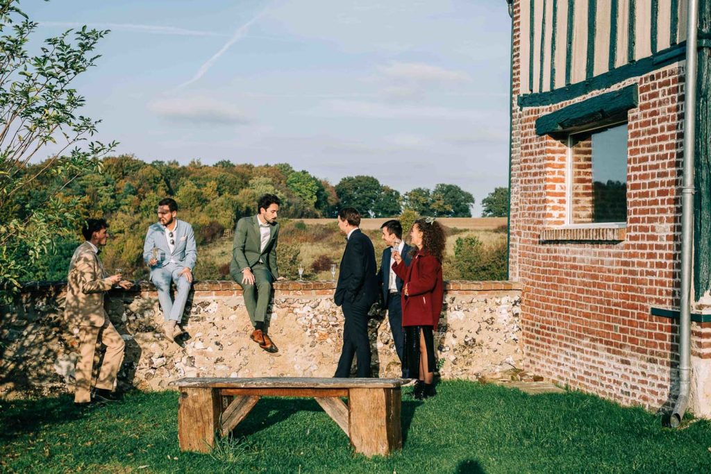 Cocktail de mariage dans les Bergeries XVIe de la Grange de Bourgoult - Pierre Atelier Normandie