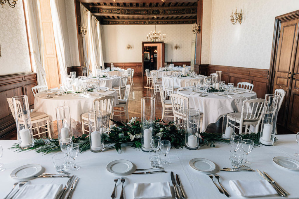France wedding venue château de Lésigny by Paris Photographer Pierre Atelier