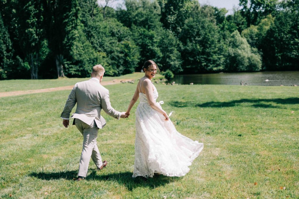 Sainte-Chapelle ruines Château du Vivier mariage automne lierre pierres médiévales — Pierre Atelier photographe mariage