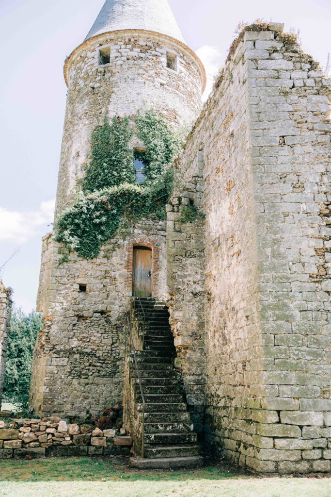 Salle réception dîner Château du Vivier Fontenay-Trésigny 77 — Pierre Atelier photographe mariage