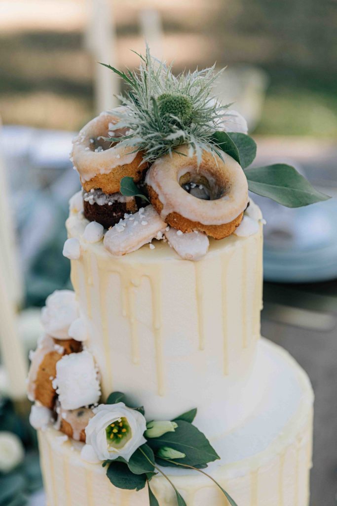 Invités cérémonie chapelle Château du Vivier Fontenay-Trésigny — Pierre Atelier photographe mariage
