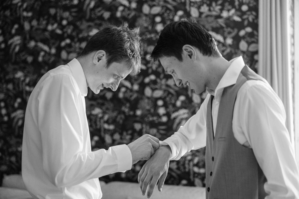 Coiffure mariée lumière naturelle Château Méridon — Pierre Atelier photographe mariage