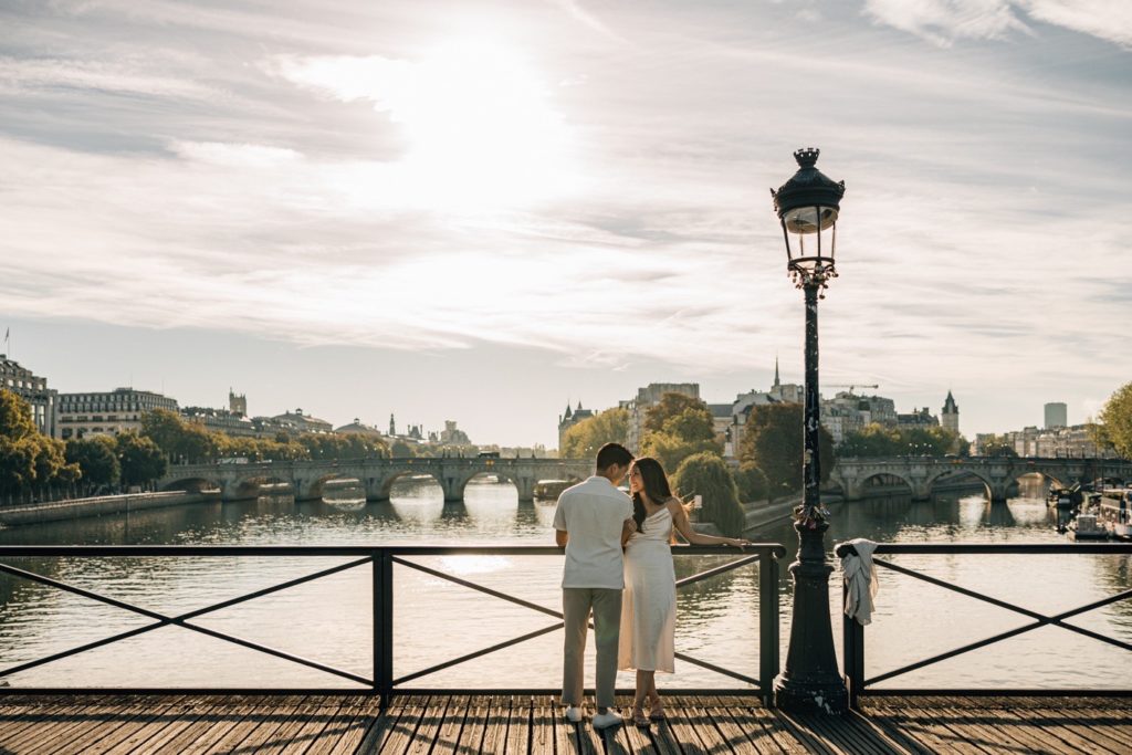 Mariés soleil mariage forte chaleur Île-de-France — Pierre Atelier photographe mariage
