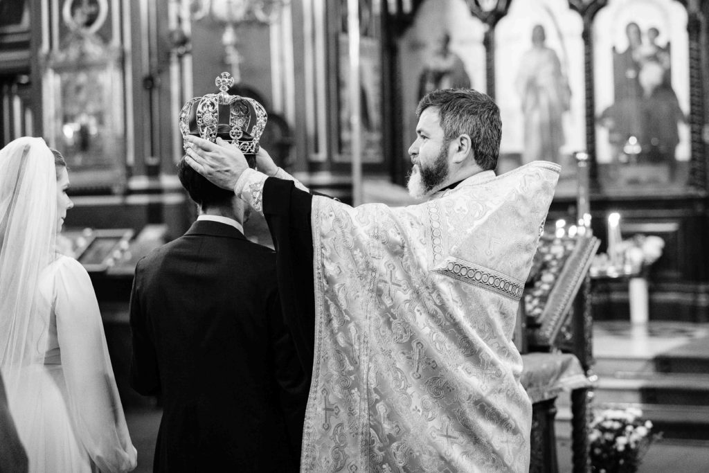 Portrait couple mariage orthodoxe rue Daru Paris 8ème — Pierre Atelier photographe mariage