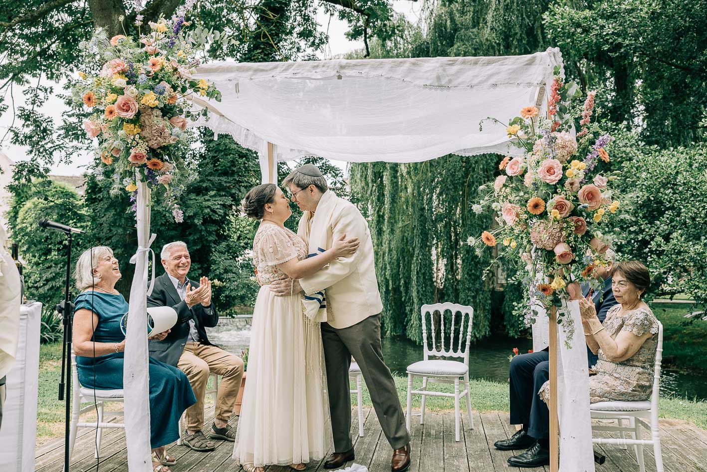 cérémonie laique exterieur Moulin de Fourcon Essonne — Pierre Atelier photographe mariage