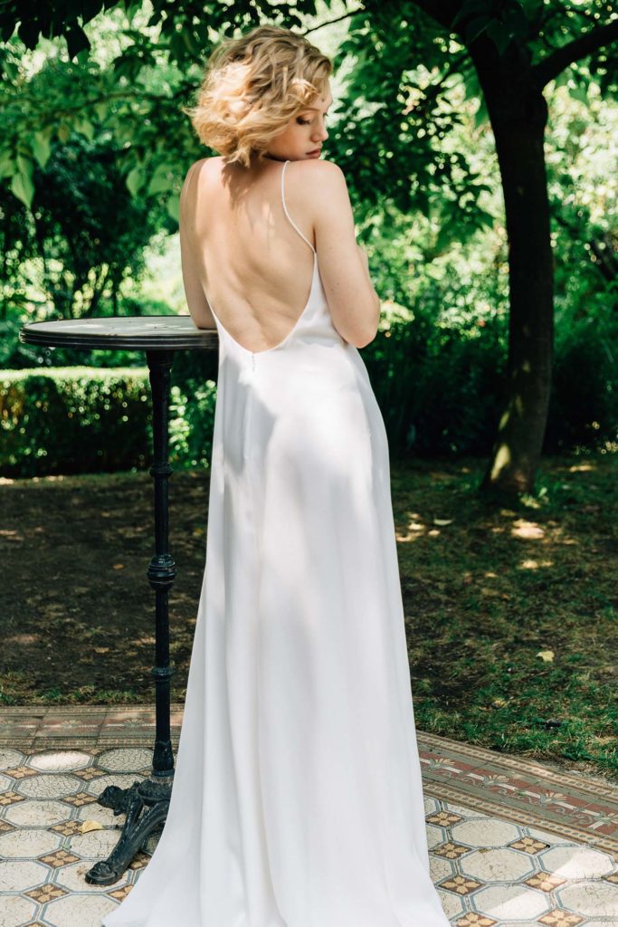 Détail robe mariée Pré Catelan Bois de Boulogne — Pierre Atelier photographe mariage Paris