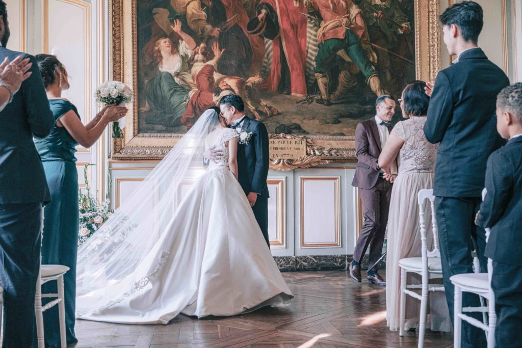Séance couple allée centenaire Château de Champlâtreux — Pierre Atelier photographe