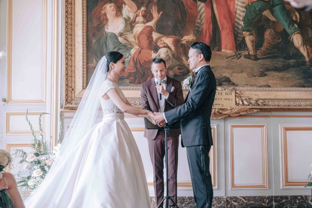 Portrait romantique mariés Château Champlâtreux Val-d'Oise — Pierre Atelier photographe mariage Paris