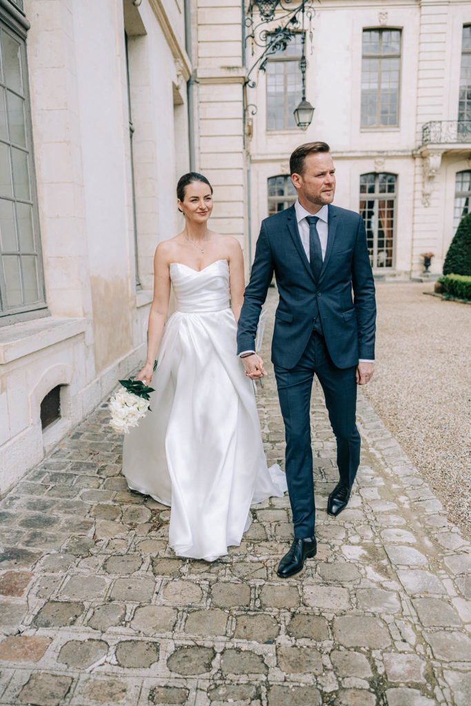 Invités cérémonie Château d'Ermenonville mariage intime Oise — Pierre Atelier photographe