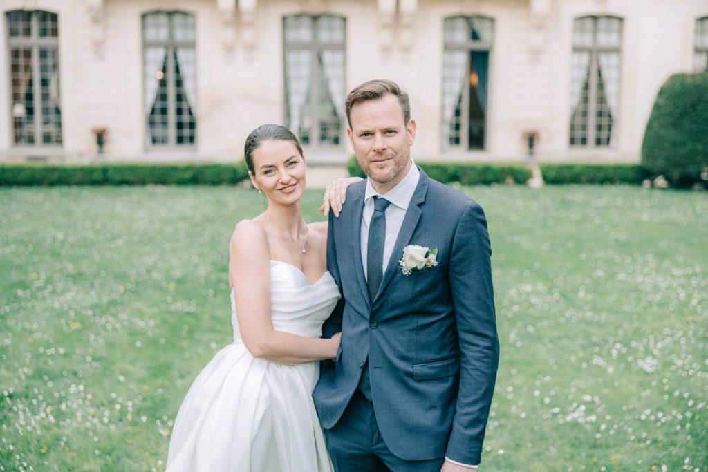 Bouquet mariée Château Ermenonville mariage intime — Pierre Atelier photographe
