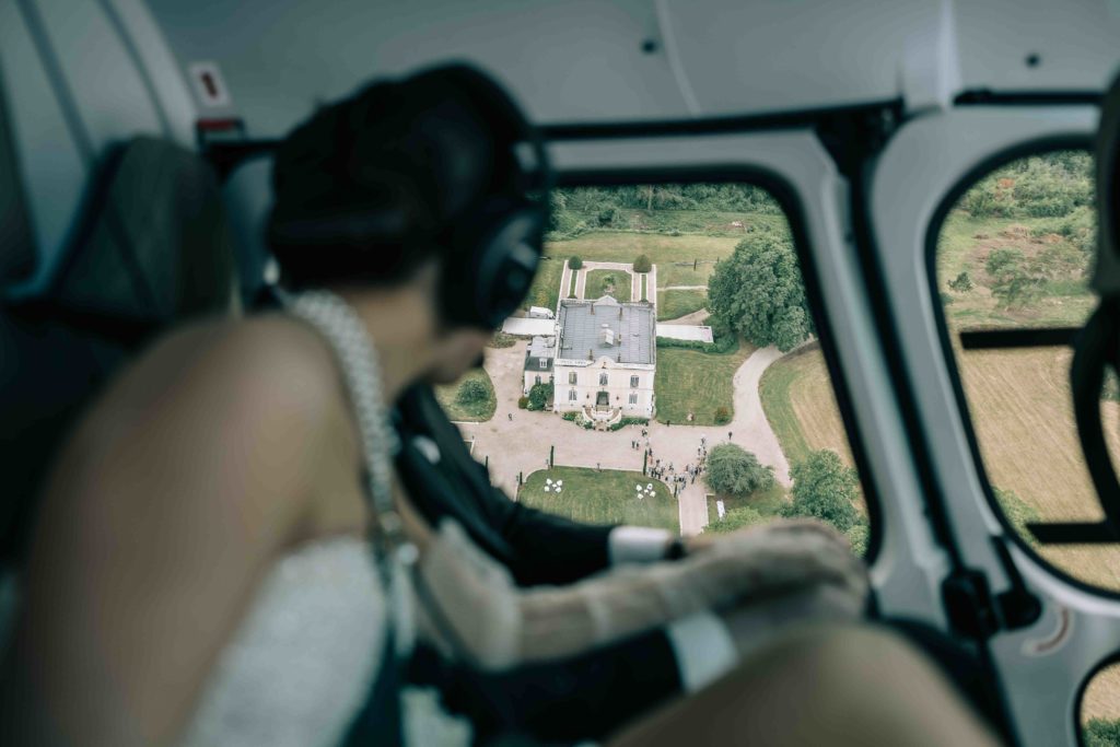 Vue aérienne Château Bouret parc 150 hectares hélicoptère — Pierre Atelier photographe mariage