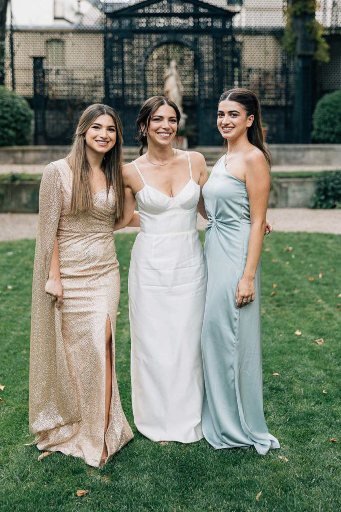 Invités cocktail jardin Maison de l'Amérique Latine — Pierre Atelier photographe mariage Paris