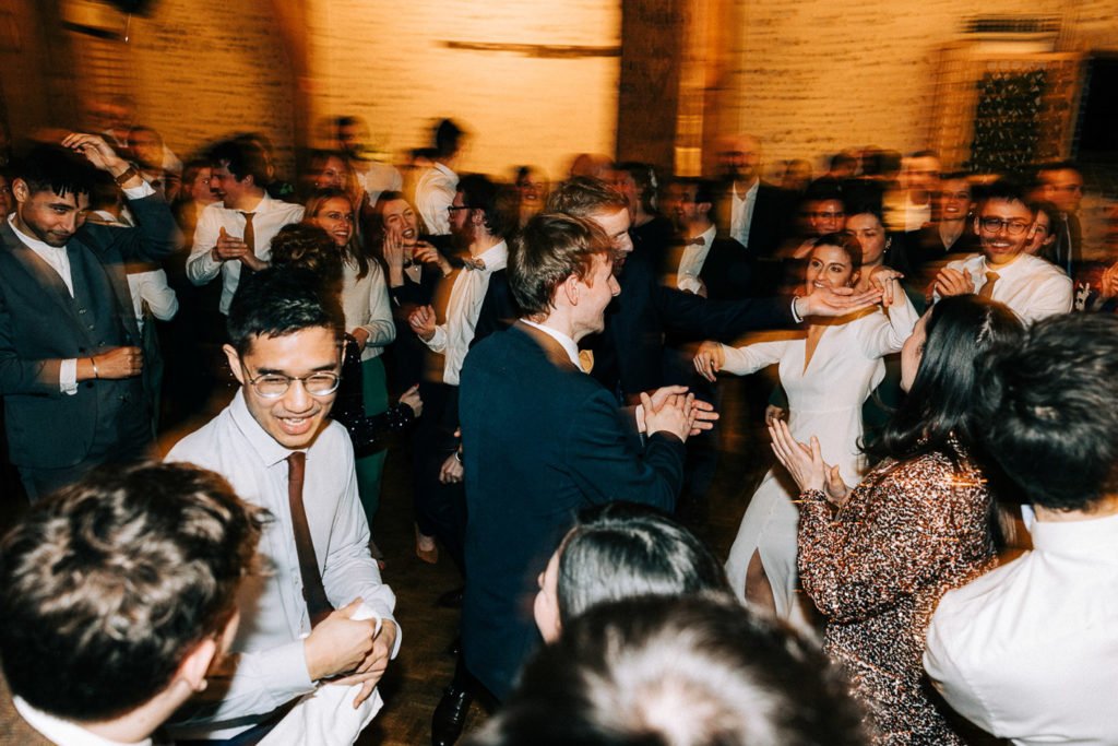 Soirée de mariage grange Manoir de Corny — Pierre Atelier photographe mariage