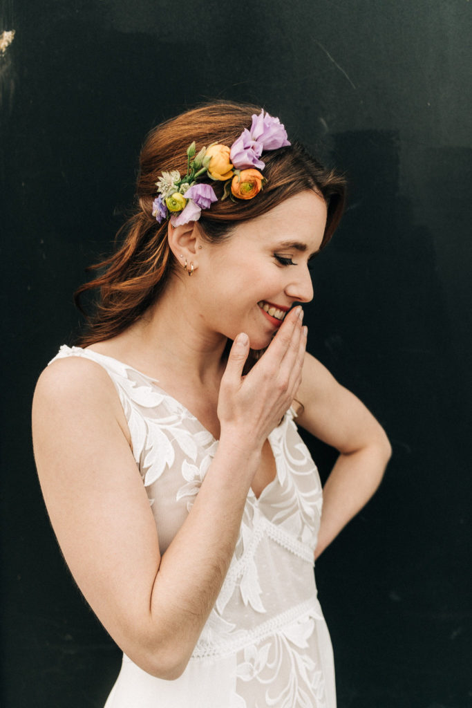 Détail robe mariée mariage juif Manoir Cygnes 91 — Pierre Atelier photographe