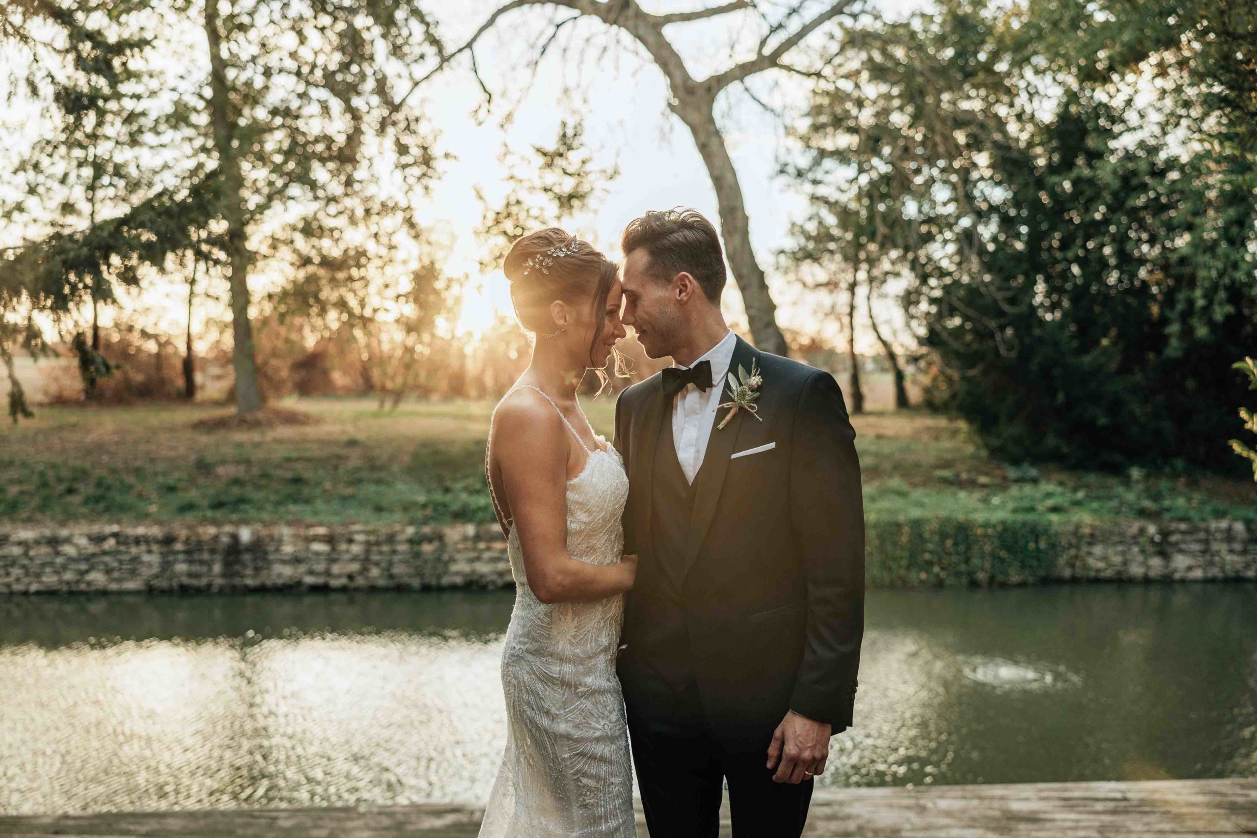 Portrait couple couleurs ocres Domaine Quincampoix Essonne — Pierre Atelier photographe