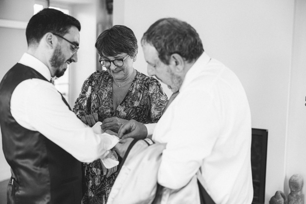 Détails bijoux alliances Domaine de Quincampoix Essonne — Pierre Atelier photographe
