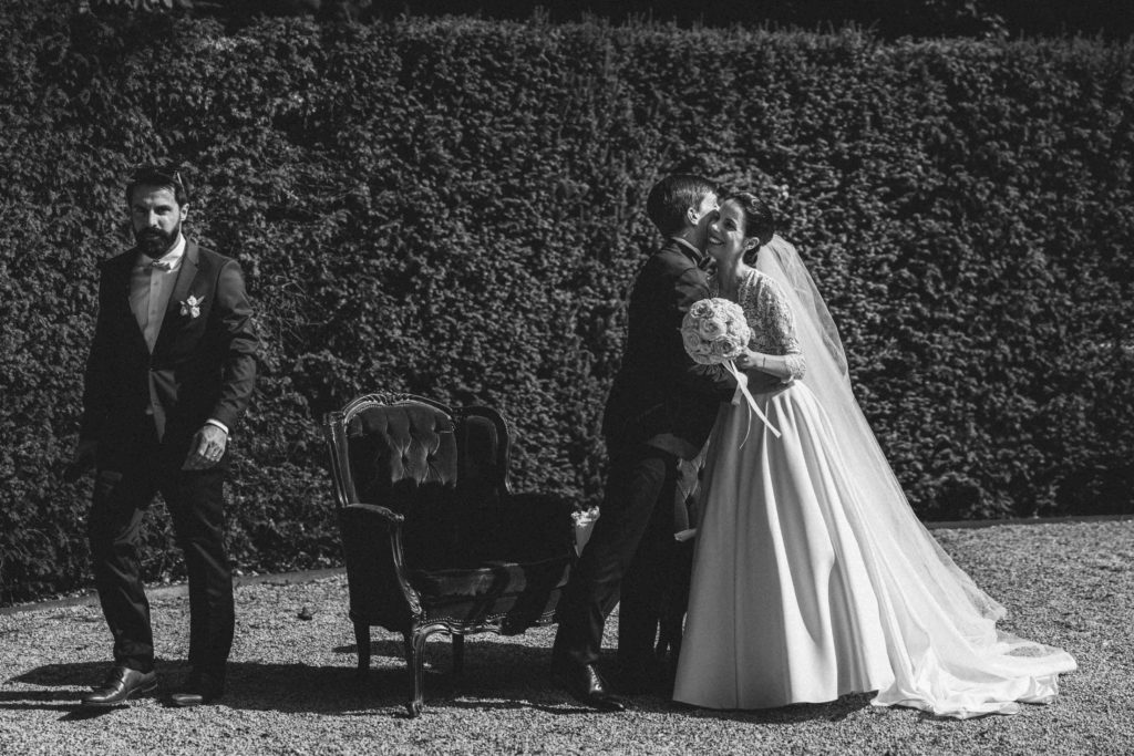 Officiant cérémonie jardins Le Nôtre Château Chantilly — Pierre Atelier photographe
