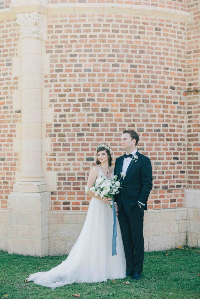 Cérémonie chapelle Château de Varennes Bourgogne mariage franco-américain — Pierre Atelier photographe mariage