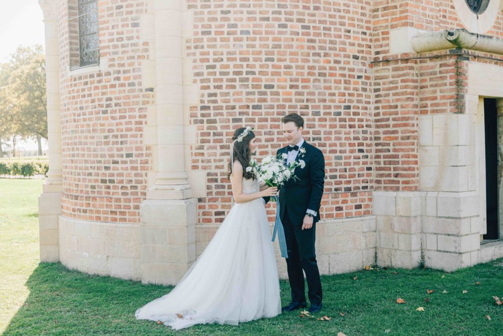 Détails bijoux alliances Château de Varennes Bourgogne — Pierre Atelier photographe