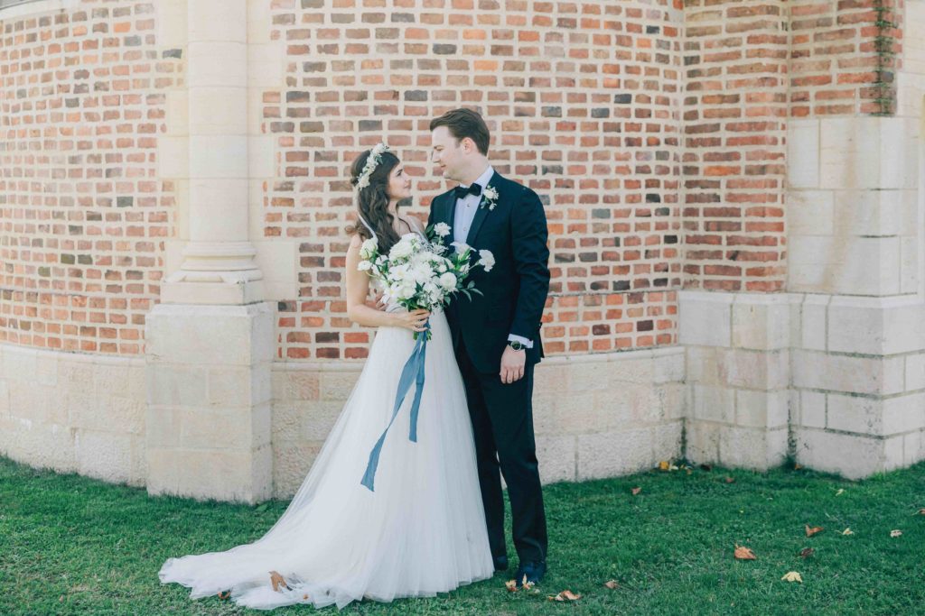 Bouquet mariée Château de Varennes Saône-et-Loire — Pierre Atelier photographe mariage Paris