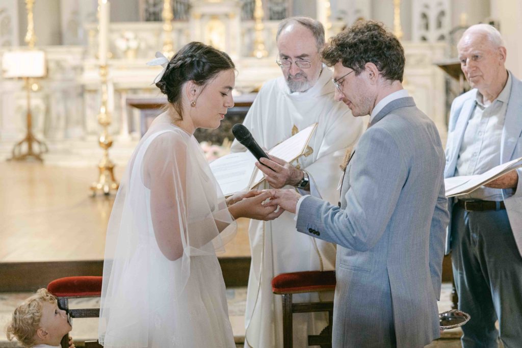 Alliance cérémonie religieuse Église Saint-Germain-en-Laye — Pierre Atelier photographe mariage